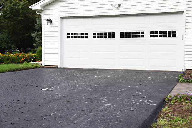 Affordable siding repair and maintenance services in Wye, MT